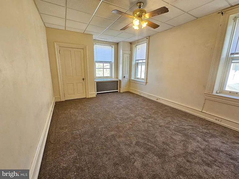 44 W Penn Ave — Photo 26