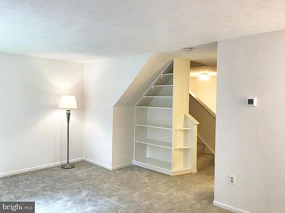 4th image of 13227 Whitechurch Cir