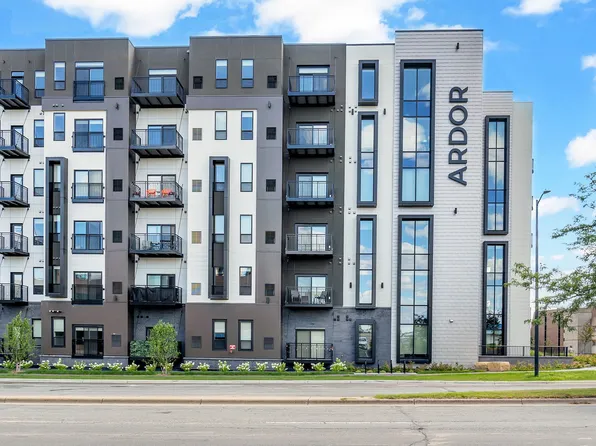 Ardor on the Bluffs South Loop Residences