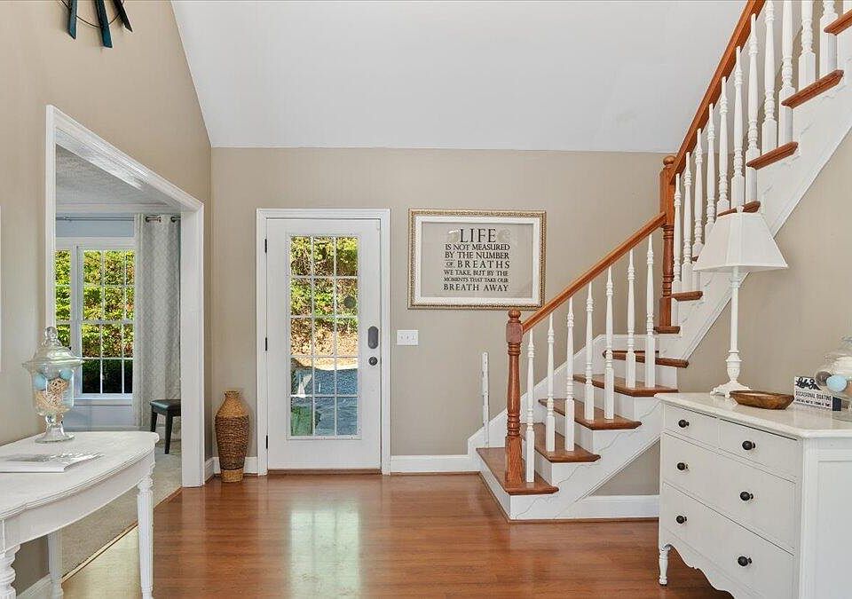 7th image of this home