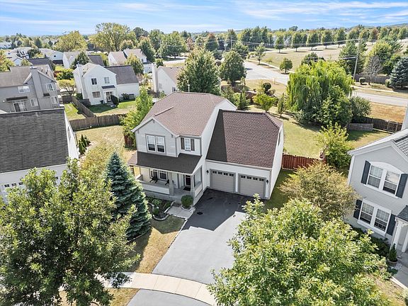 5th image of 1032 S Arlington Ct