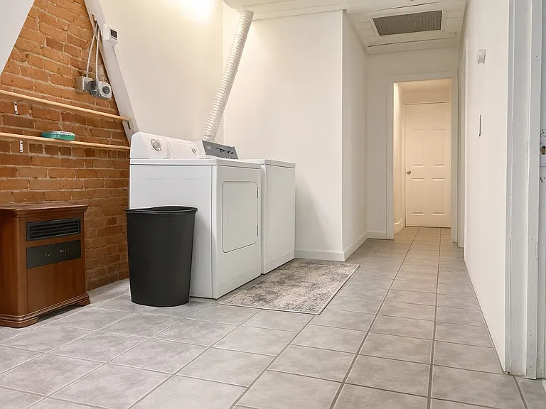 101 Court St #1 — Photo 15