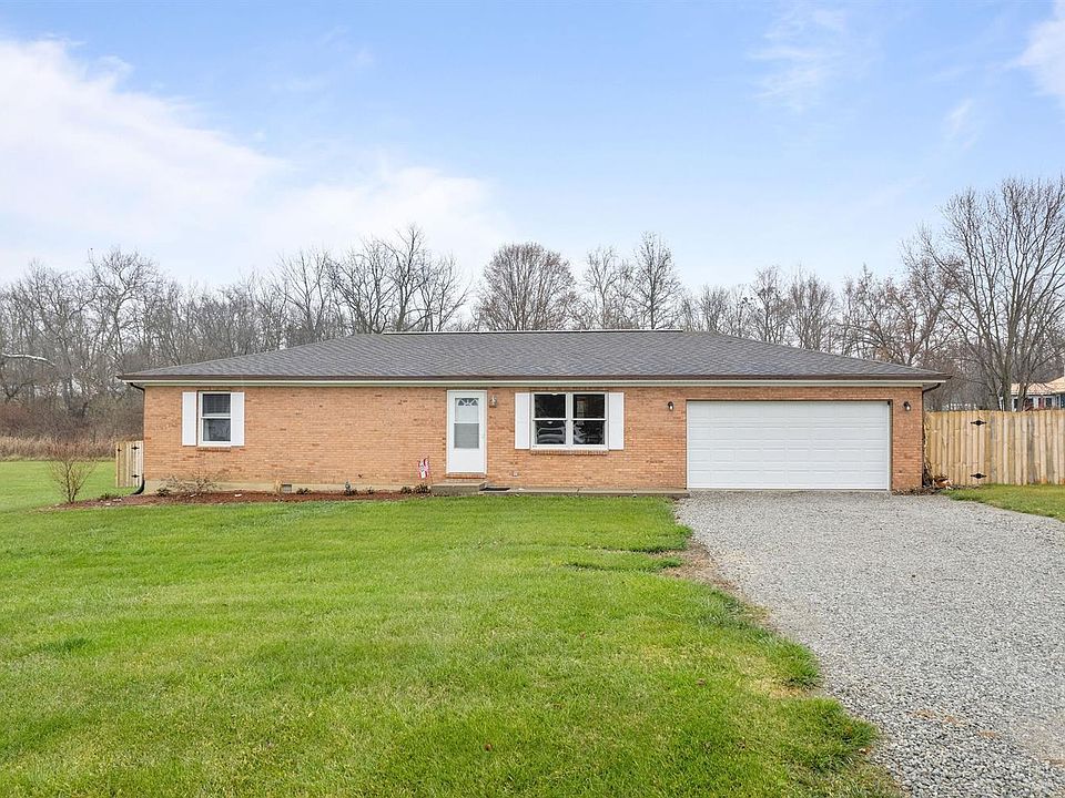 1st image of 302 Adare Ct