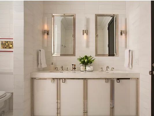 Sold by Sotheby's International Realty | media 14