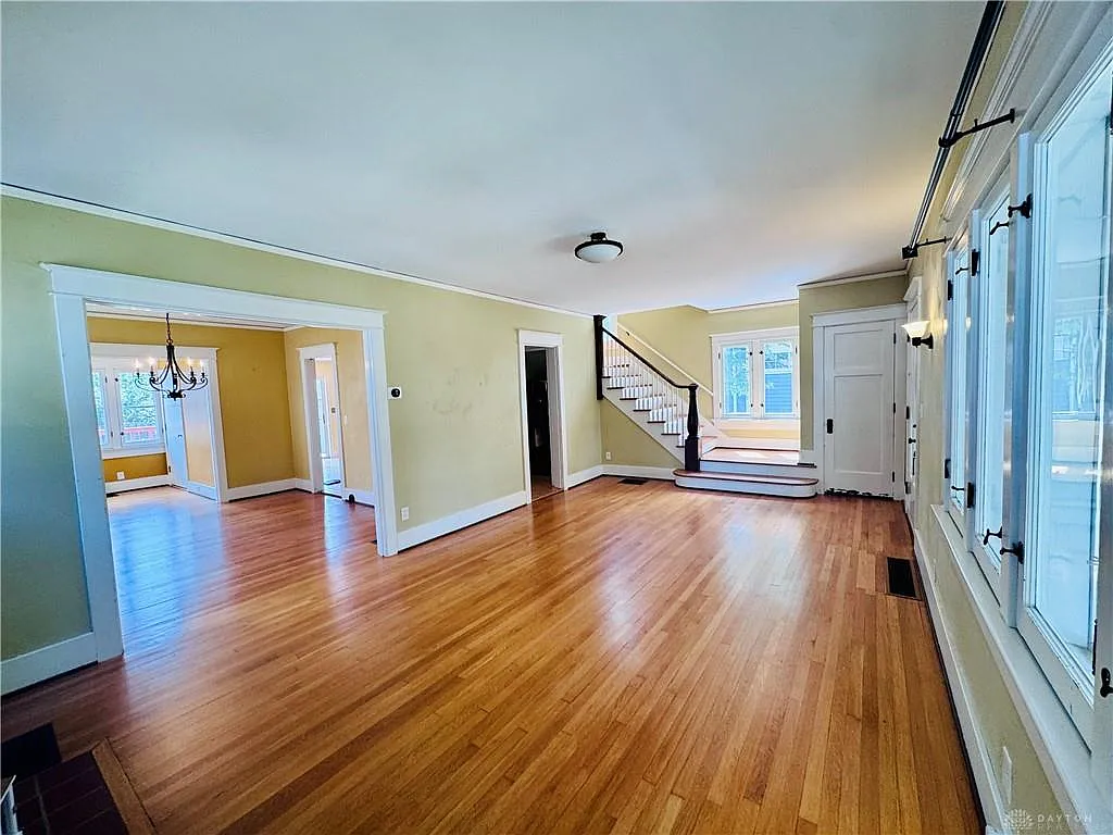 4 bed, 2283 sqft, $3,250 — Photo 4