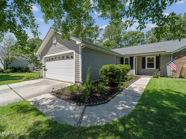 2686 Idlebrook Circle, Midway Park, NC 28544