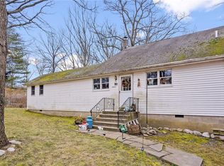 76 Sawyer Ln, Shawangunk, NY 12566