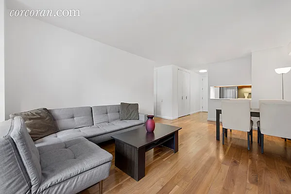 Rented by Corcoran | media 23