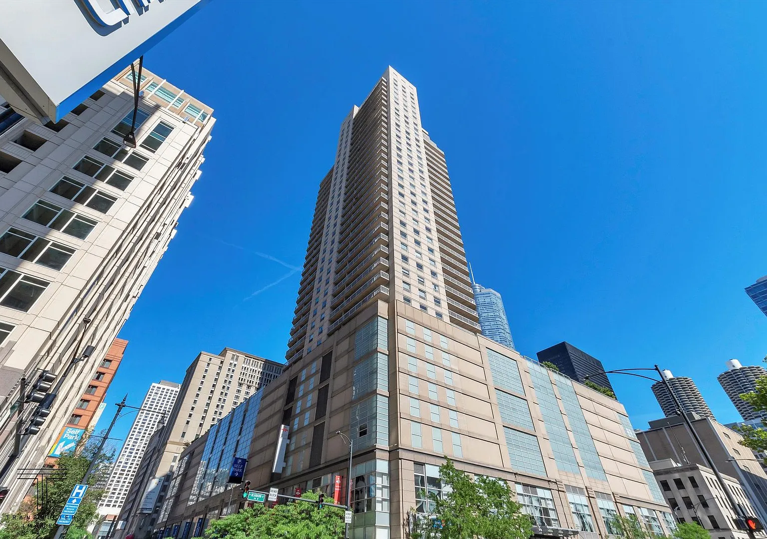 1 bed, 875 sqft, $2,950 — Photo 1