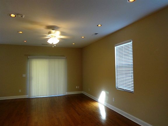 4th image of 8801 Gilston Ln