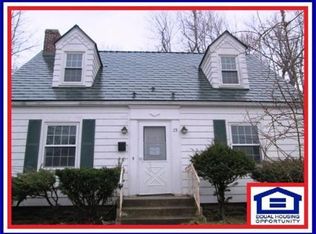 25 Sherburne Ave, Worcester, MA 01606