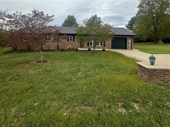 131 Hutchinson St S, Uniontown, PA 15401