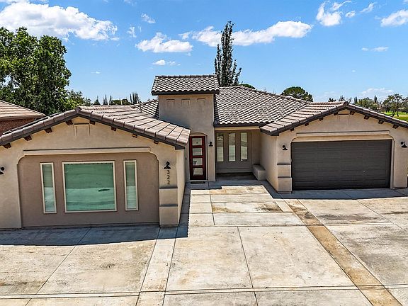 3rd image of 322 Desert Sun Ct