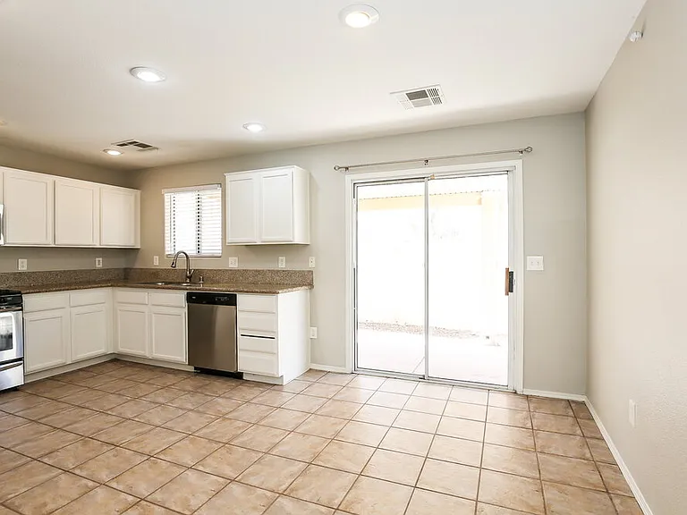 8137 Finch Feather St — Photo 5