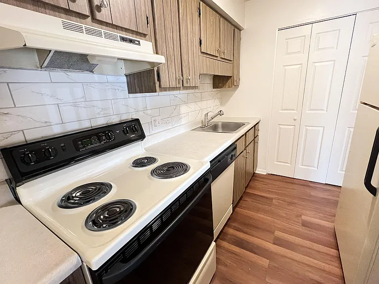 Concord Woods Apartments — Photo 64