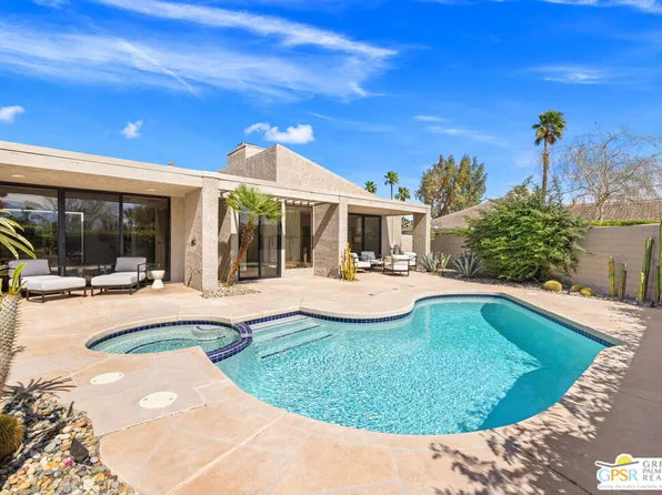997 Sundance Cir N, Palm Springs, CA 92262