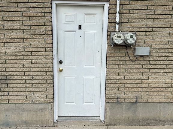 2nd image of 645 Blue Lakes Blvd #B
