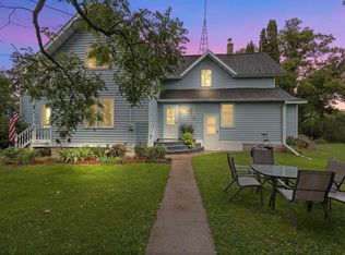 N2734 Saint Peters Rd, Kewaunee, WI 54216