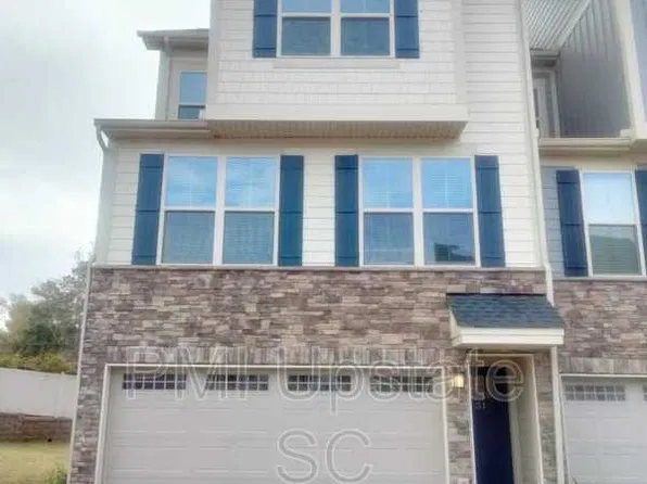 31 Copper Run Dr, Greenville, SC 29607