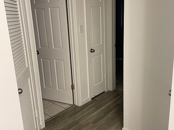 5th image of 10430 S Keating Ave #5B