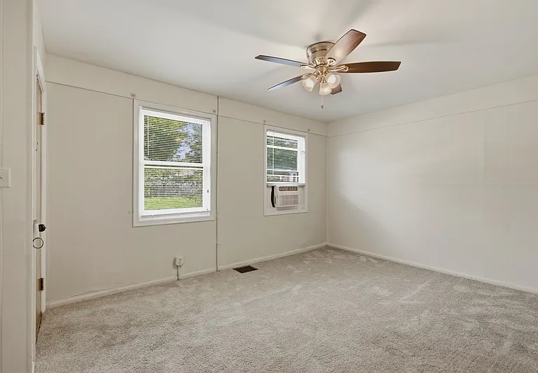 3511 6th St #1 — Photo 2