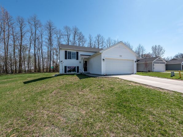159 Saint Clair Cir, Brooklyn, MI 49230