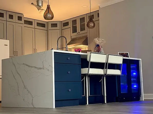 326 Regency Dr, Fishkill, NY 12524