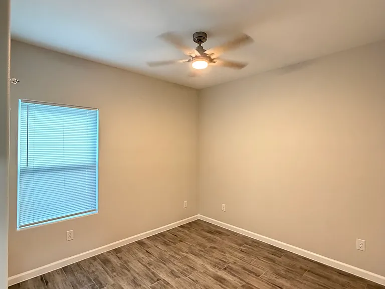 3800 Ventura Ave #2 — Photo 13