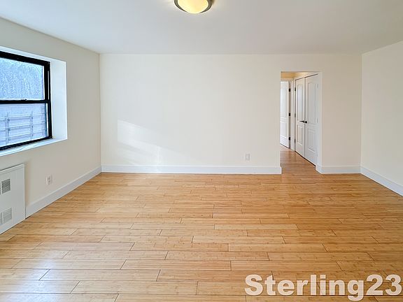 3rd image of 211 Brighton 15 St #4G