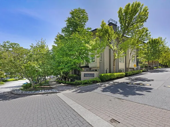 9229 University Cres #113, Burnaby, BC V5A 4Z2