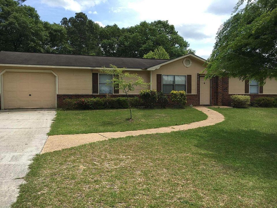 1st image of 54 Knotty Pine Dr