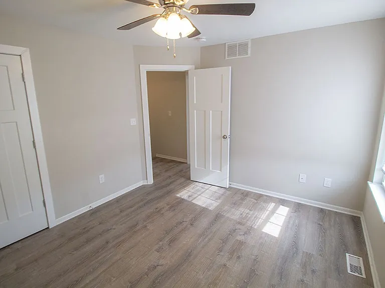 1401-1403 Bodie Dr — Photo 53