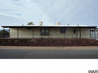 689 Terrace Dr, Bullhead City, AZ 86442