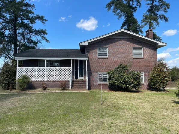 331 E Reaves Ave, Dillon, SC 29536