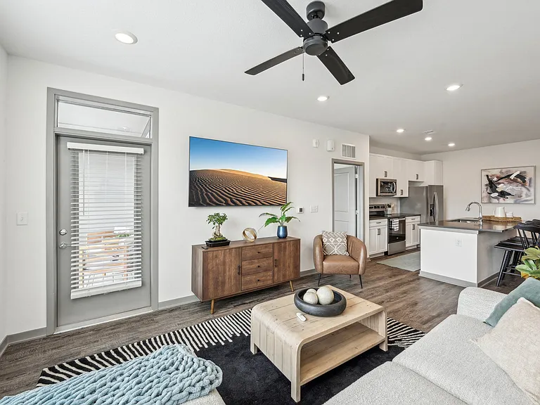 The Quarry Luxury Apartments — Photo 11