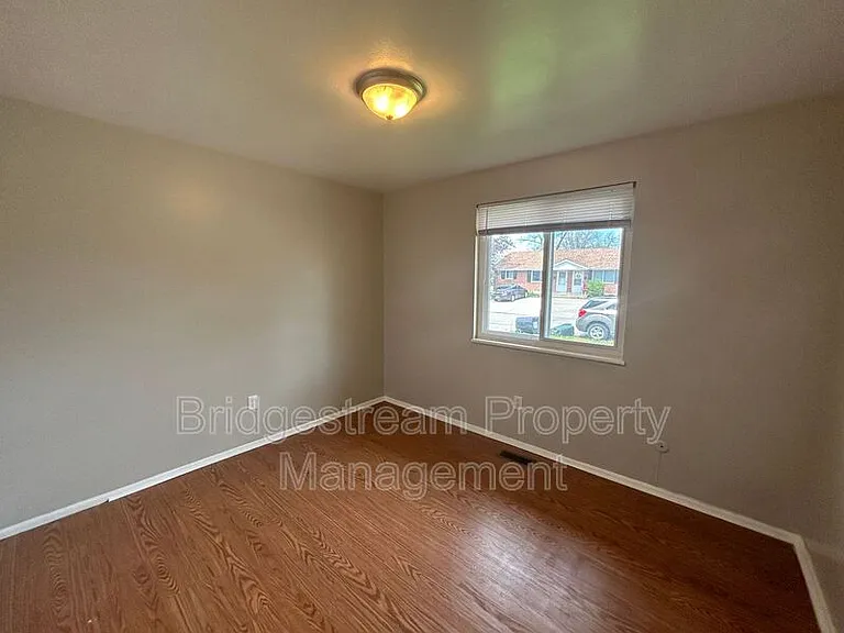 4952 Leeper St — Photo 7