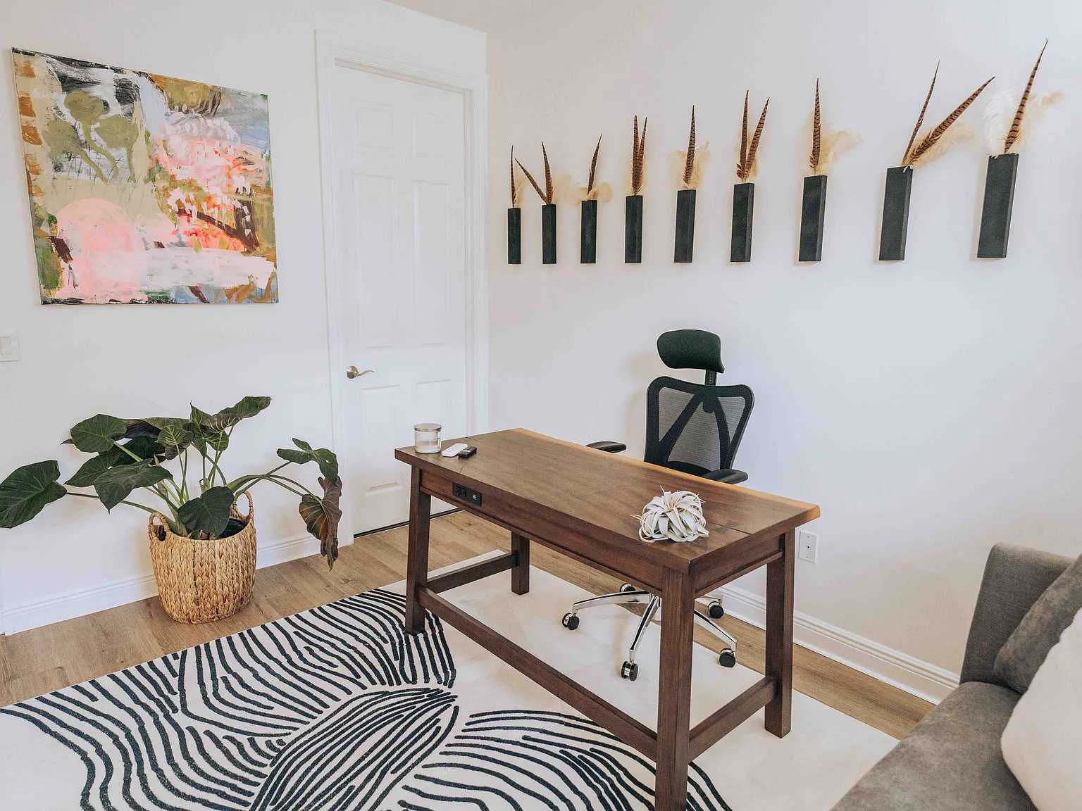 3 bed, 2000 sqft, $4,900 — Photo 4