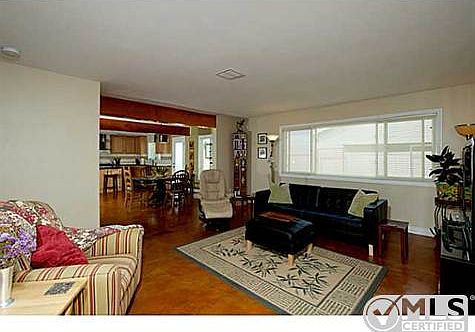 3rd image of 1224 Louden Ln