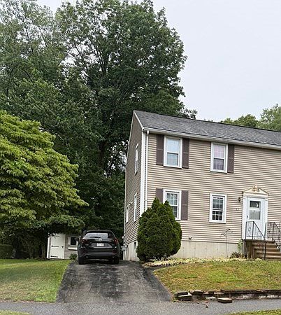 1st image of 23 Vincent Cir #23