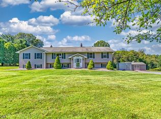 55 Ketcham Rd, Hackettstown, NJ 07840