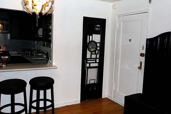 Sold by Superior Realty Service | media 17