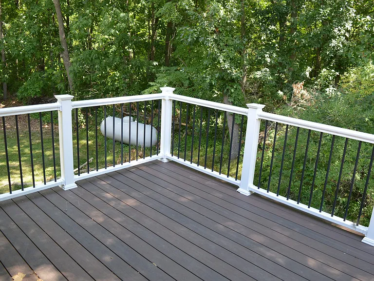 1870 Sand Ridge Ct — Photo 23