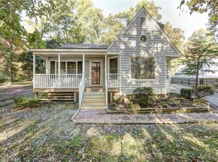 4458 Thorncroft Dr, Glen Allen, VA 23060