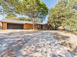 745 Winn Rd, Bowie, TX 76230