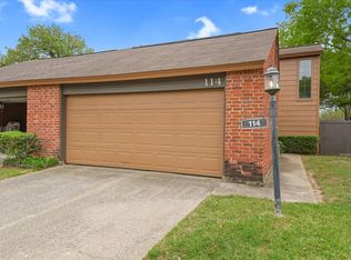 114 Wilshire Ct, Irving, TX 75061