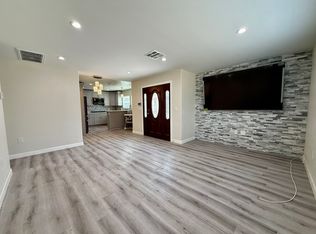 1143 W 49th St, Los Angeles, CA 90037