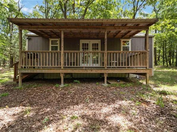 21201 Bug Scuffle Rd, West Fork, AR 72774
