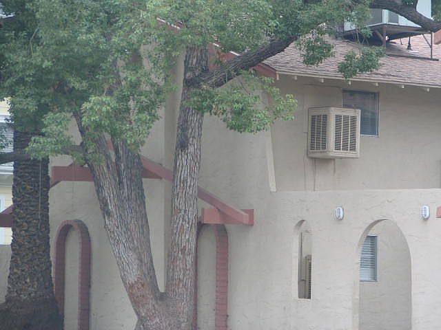 Still, one of the priced 4 plexes in Visalia