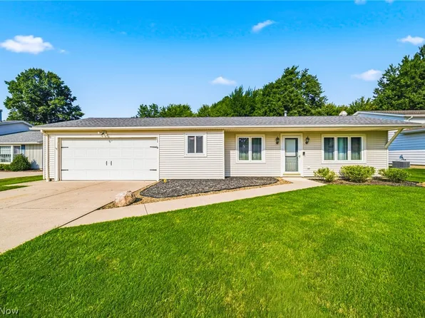 15700 Pinewood Dr, Strongsville, OH 44149