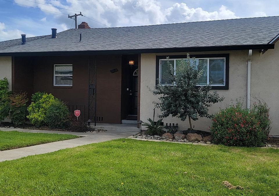 1st image of 702 Elm Ave